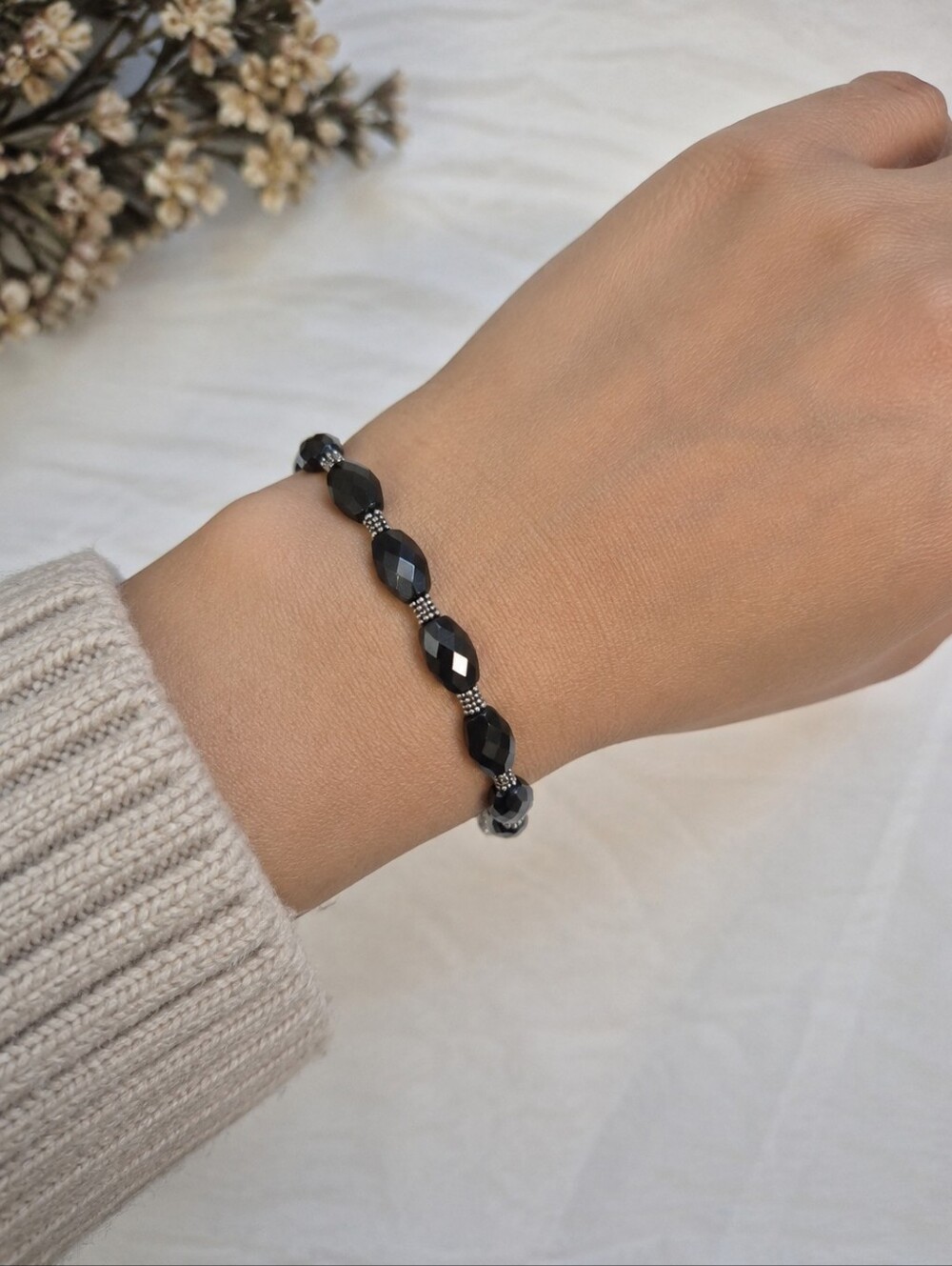 Elegant Black Faceted Glass Bead Bracelet - With Sterling Claps 925